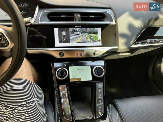 Серый Ягуар I-Pace, объемом двигателя 0 л и пробегом 88 тыс. км за 34900 $, фото 31 на Automoto.ua