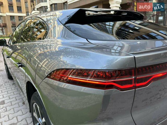 Серый Ягуар I-Pace, объемом двигателя 0 л и пробегом 82 тыс. км за 30900 $, фото 28 на Automoto.ua