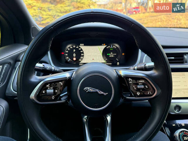 Серый Ягуар I-Pace, объемом двигателя 0 л и пробегом 49 тыс. км за 56500 $, фото 8 на Automoto.ua