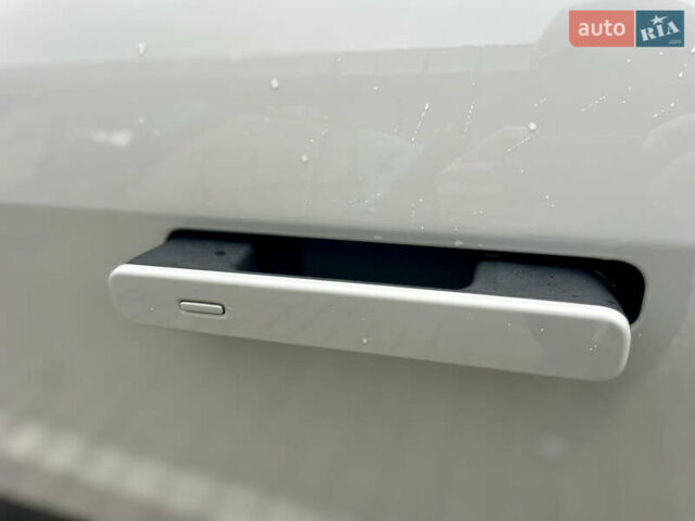 Серый Ягуар I-Pace, объемом двигателя 0 л и пробегом 79 тыс. км за 30500 $, фото 34 на Automoto.ua