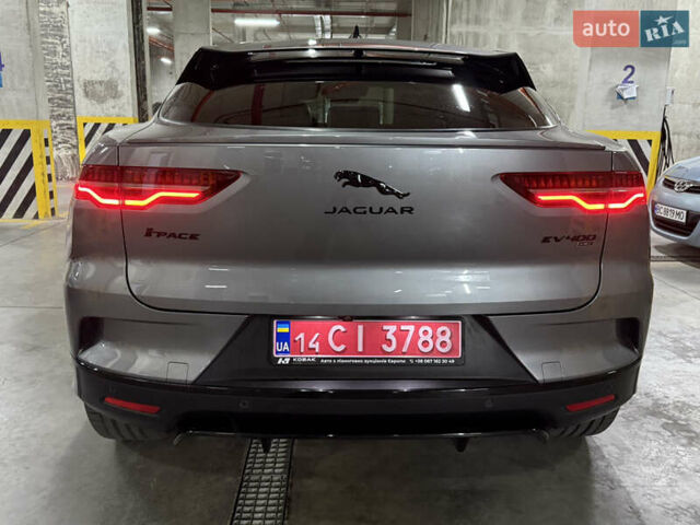 Серый Ягуар I-Pace, объемом двигателя 0 л и пробегом 111 тыс. км за 32990 $, фото 55 на Automoto.ua