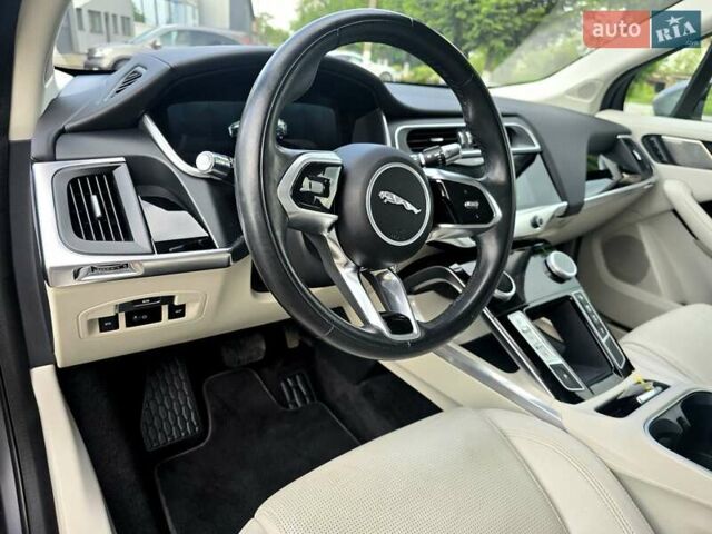 Сірий Ягуар I-Pace, об'ємом двигуна 0 л та пробігом 70 тис. км за 27900 $, фото 26 на Automoto.ua