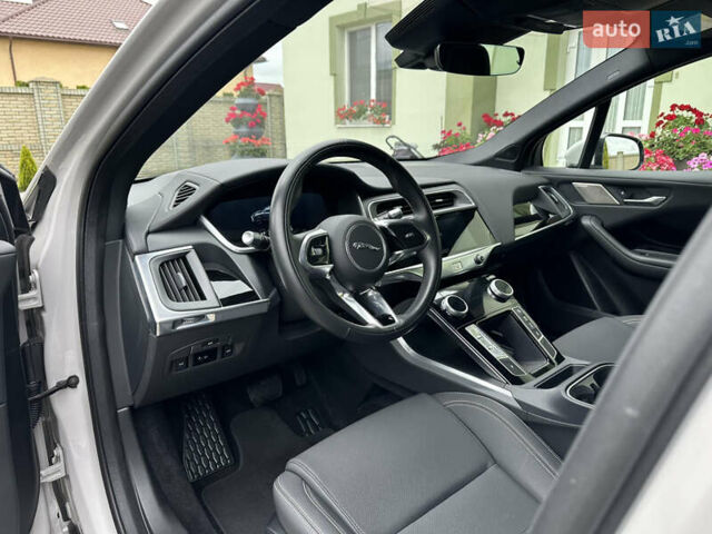 Серый Ягуар I-Pace, объемом двигателя 0 л и пробегом 115 тыс. км за 27000 $, фото 62 на Automoto.ua