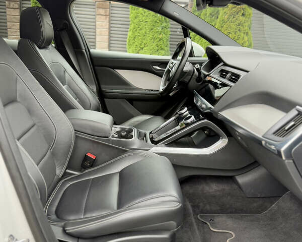 Серый Ягуар I-Pace, объемом двигателя 0 л и пробегом 85 тыс. км за 31999 $, фото 47 на Automoto.ua