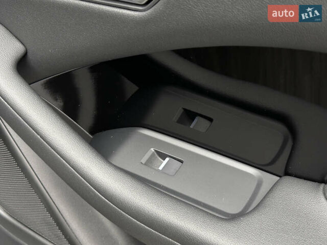 Серый Ягуар I-Pace, объемом двигателя 0 л и пробегом 118 тыс. км за 25900 $, фото 81 на Automoto.ua