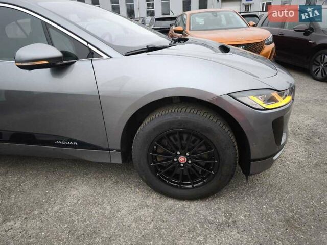 Серый Ягуар I-Pace, объемом двигателя 0 л и пробегом 140 тыс. км за 29999 $, фото 3 на Automoto.ua