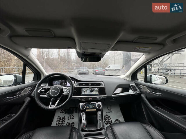 Серый Ягуар I-Pace, объемом двигателя 0 л и пробегом 118 тыс. км за 25900 $, фото 65 на Automoto.ua