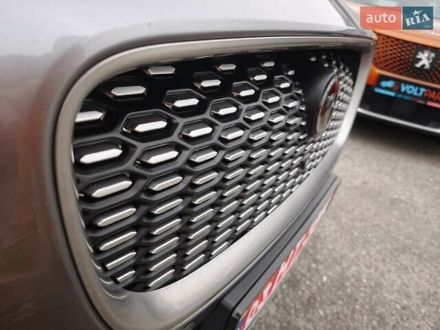 Серый Ягуар I-Pace, объемом двигателя 0 л и пробегом 140 тыс. км за 29999 $, фото 14 на Automoto.ua