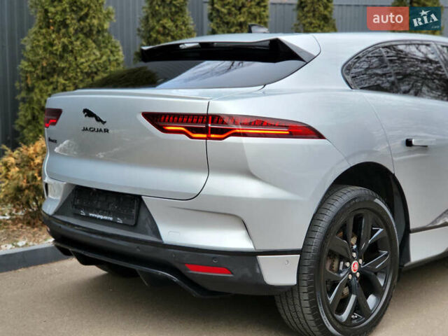 Серый Ягуар I-Pace, объемом двигателя 0 л и пробегом 288 тыс. км за 21999 $, фото 5 на Automoto.ua