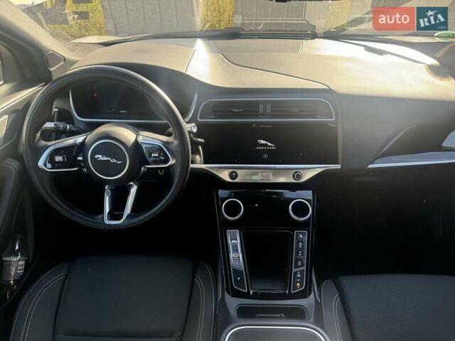 Ягуар I-Pace 2021 в Луцке на Automoto.ua Серый Ягуар I-Pace, объемом двигателя 0 л и пробегом 79 тыс. км за 31500 $, фото 36 на Automoto.ua