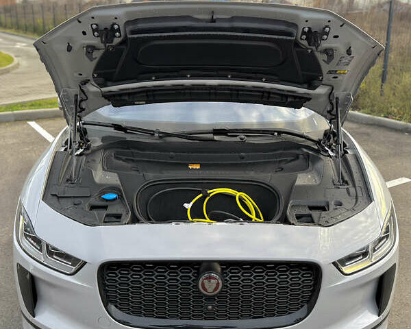 Серый Ягуар I-Pace, объемом двигателя 0 л и пробегом 85 тыс. км за 31999 $, фото 83 на Automoto.ua