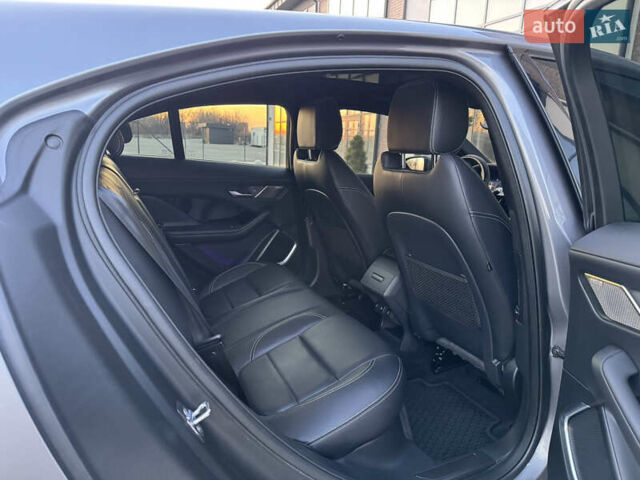 Серый Ягуар I-Pace, объемом двигателя 0 л и пробегом 89 тыс. км за 29300 $, фото 47 на Automoto.ua