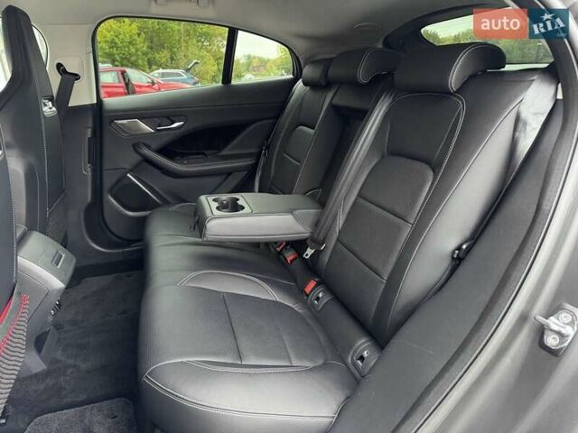 Серый Ягуар I-Pace, объемом двигателя 0 л и пробегом 91 тыс. км за 28900 $, фото 72 на Automoto.ua