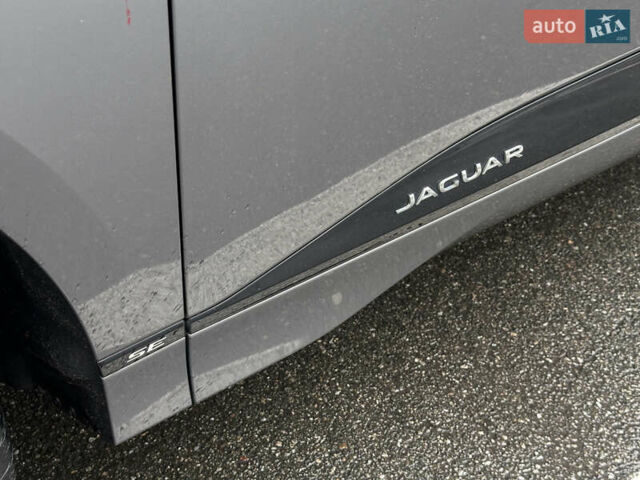 Серый Ягуар I-Pace, объемом двигателя 0 л и пробегом 118 тыс. км за 25900 $, фото 16 на Automoto.ua