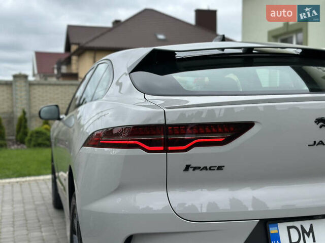 Серый Ягуар I-Pace, объемом двигателя 0 л и пробегом 115 тыс. км за 27000 $, фото 40 на Automoto.ua