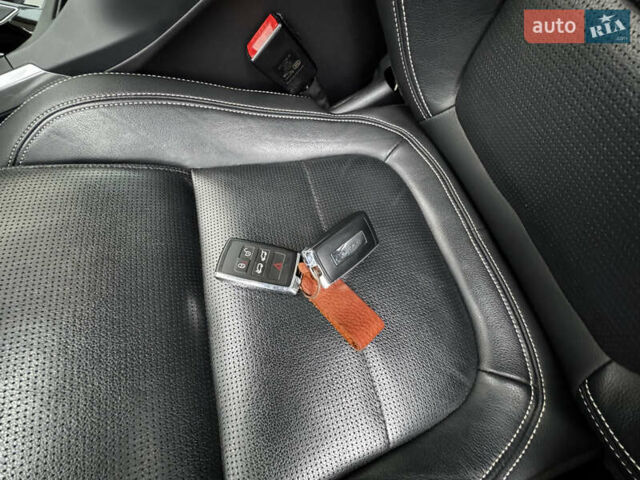 Серый Ягуар I-Pace, объемом двигателя 0 л и пробегом 98 тыс. км за 29700 $, фото 49 на Automoto.ua