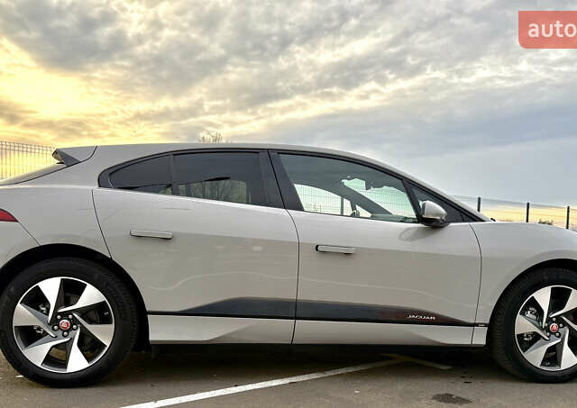 Серый Ягуар I-Pace, объемом двигателя 0 л и пробегом 85 тыс. км за 31999 $, фото 23 на Automoto.ua