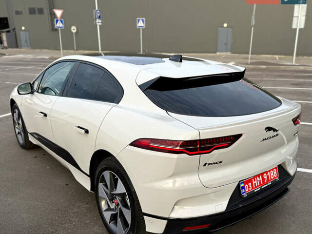 Серый Ягуар I-Pace, объемом двигателя 0 л и пробегом 85 тыс. км за 31999 $, фото 15 на Automoto.ua