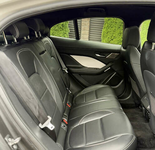 Серый Ягуар I-Pace, объемом двигателя 0 л и пробегом 85 тыс. км за 31999 $, фото 51 на Automoto.ua