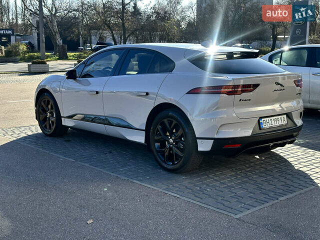Серый Ягуар I-Pace, объемом двигателя 0 л и пробегом 38 тыс. км за 36550 $, фото 4 на Automoto.ua