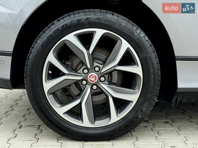 Серый Ягуар I-Pace, объемом двигателя 0 л и пробегом 91 тыс. км за 28900 $, фото 37 на Automoto.ua
