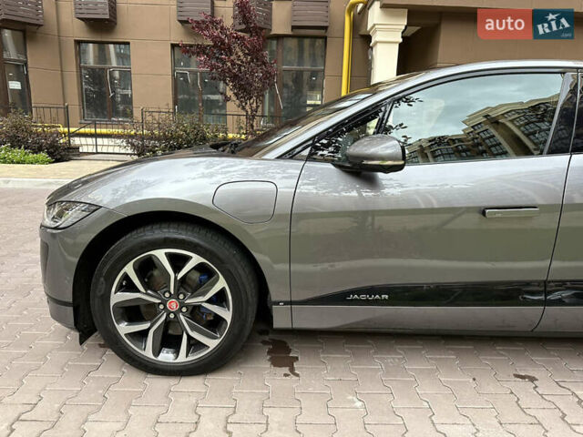Серый Ягуар I-Pace, объемом двигателя 0 л и пробегом 59 тыс. км за 35500 $, фото 8 на Automoto.ua