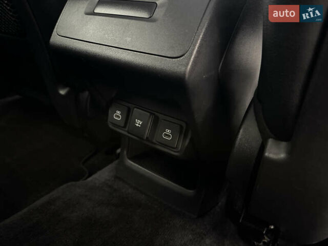 Серый Ягуар I-Pace, объемом двигателя 0 л и пробегом 98 тыс. км за 29700 $, фото 42 на Automoto.ua