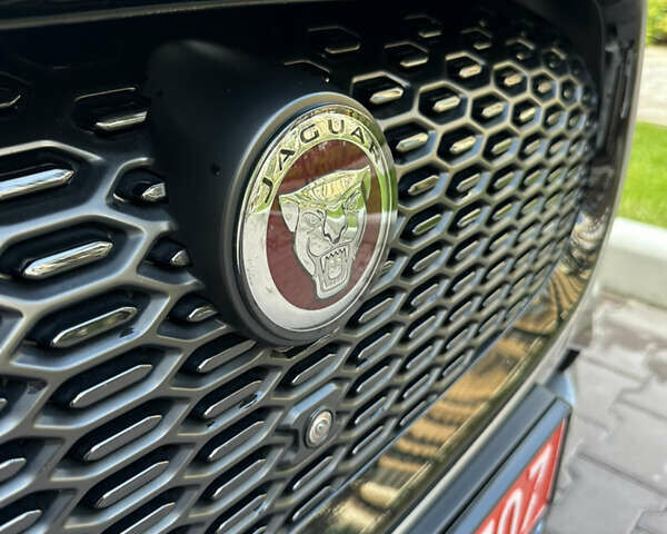 Серый Ягуар I-Pace, объемом двигателя 0 л и пробегом 82 тыс. км за 30900 $, фото 32 на Automoto.ua