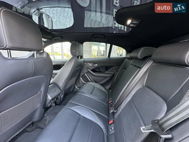 Серый Ягуар I-Pace, объемом двигателя 0 л и пробегом 83 тыс. км за 31900 $, фото 44 на Automoto.ua