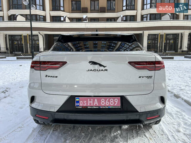 Серый Ягуар I-Pace, объемом двигателя 0 л и пробегом 49 тыс. км за 35900 $, фото 5 на Automoto.ua