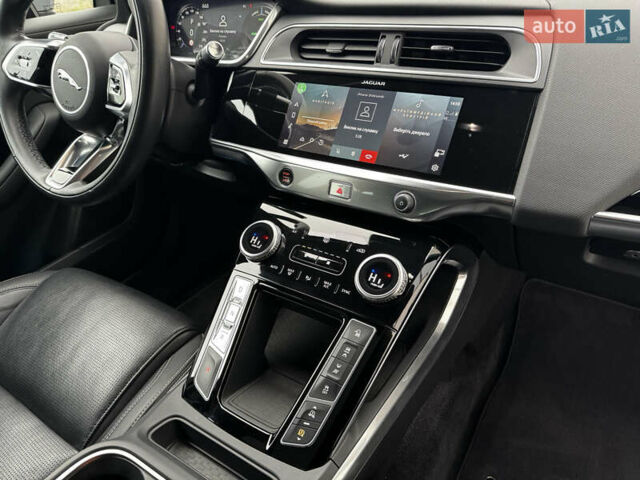 Серый Ягуар I-Pace, объемом двигателя 0 л и пробегом 98 тыс. км за 29700 $, фото 46 на Automoto.ua