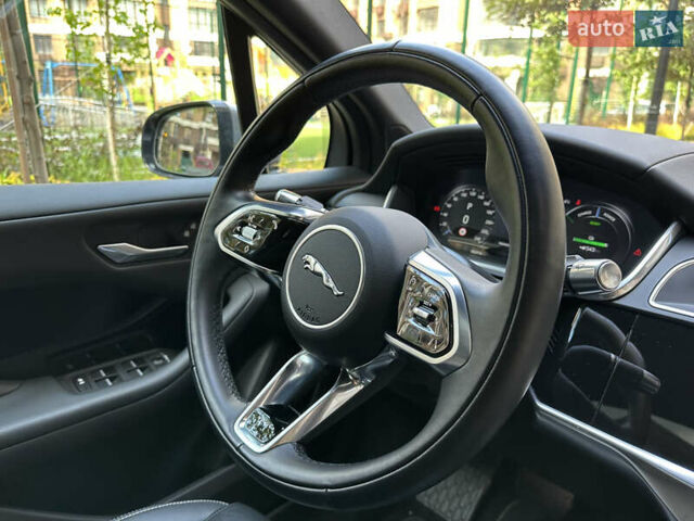 Серый Ягуар I-Pace, объемом двигателя 0 л и пробегом 82 тыс. км за 30900 $, фото 40 на Automoto.ua