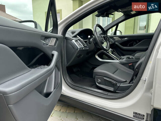 Серый Ягуар I-Pace, объемом двигателя 0 л и пробегом 115 тыс. км за 27000 $, фото 58 на Automoto.ua