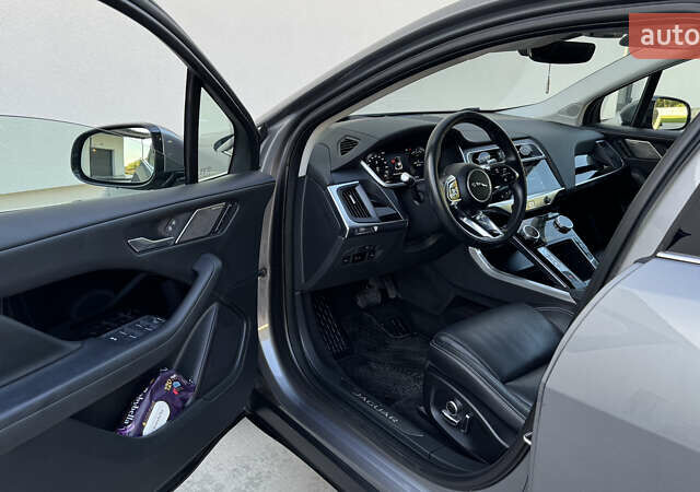 Серый Ягуар I-Pace, объемом двигателя 0 л и пробегом 85 тыс. км за 34999 $, фото 20 на Automoto.ua