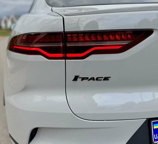 Серый Ягуар I-Pace, объемом двигателя 0 л и пробегом 85 тыс. км за 31999 $, фото 28 на Automoto.ua