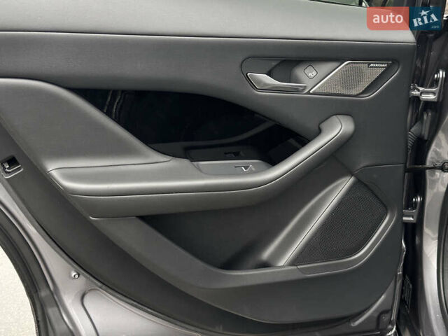 Серый Ягуар I-Pace, объемом двигателя 0 л и пробегом 118 тыс. км за 25900 $, фото 66 на Automoto.ua