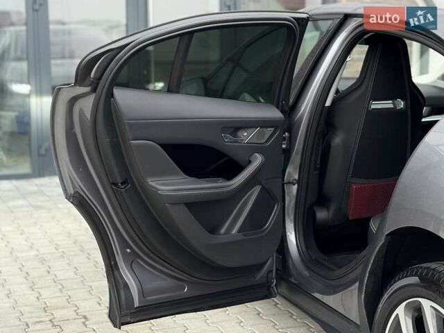 Серый Ягуар I-Pace, объемом двигателя 0 л и пробегом 91 тыс. км за 28900 $, фото 71 на Automoto.ua