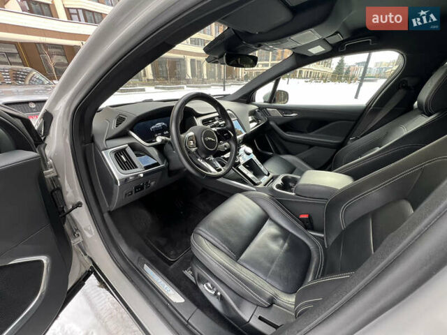 Серый Ягуар I-Pace, объемом двигателя 0 л и пробегом 49 тыс. км за 35900 $, фото 10 на Automoto.ua