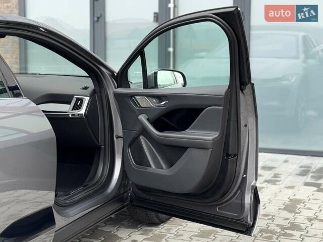 Сірий Ягуар I-Pace, об'ємом двигуна 0 л та пробігом 90 тис. км за 27999 $, фото 62 на Automoto.ua