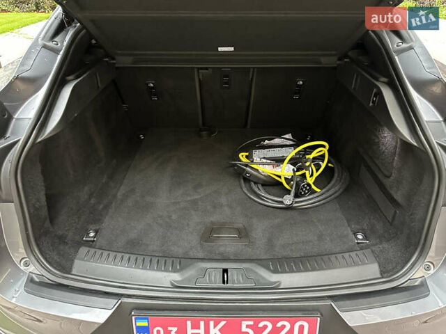 Серый Ягуар I-Pace, объемом двигателя 0 л и пробегом 59 тыс. км за 35500 $, фото 37 на Automoto.ua