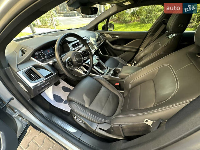 Серый Ягуар I-Pace, объемом двигателя 0 л и пробегом 88 тыс. км за 34900 $, фото 27 на Automoto.ua