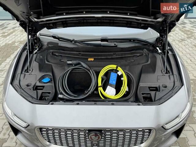 Сірий Ягуар I-Pace, об'ємом двигуна 0 л та пробігом 90 тис. км за 27999 $, фото 34 на Automoto.ua
