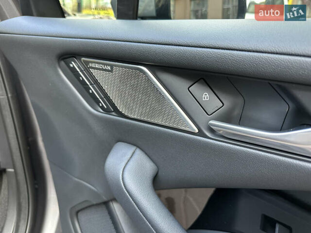 Серый Ягуар I-Pace, объемом двигателя 0 л и пробегом 82 тыс. км за 30900 $, фото 35 на Automoto.ua