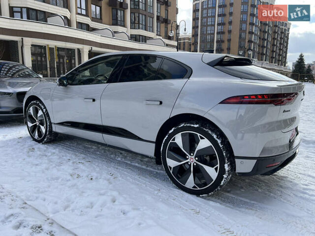 Серый Ягуар I-Pace, объемом двигателя 0 л и пробегом 49 тыс. км за 35900 $, фото 3 на Automoto.ua