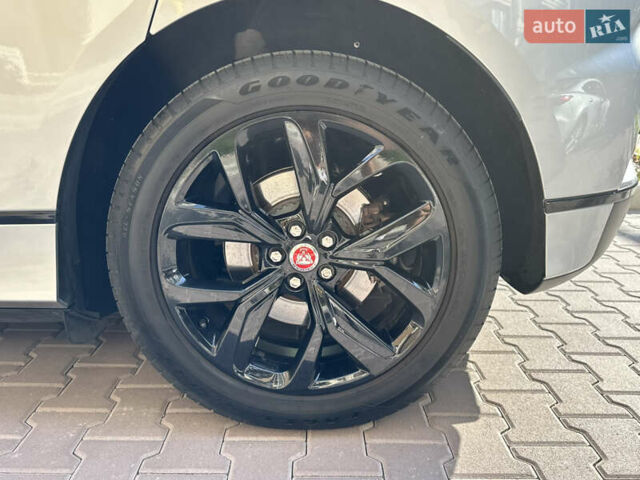 Серый Ягуар I-Pace, объемом двигателя 0 л и пробегом 88 тыс. км за 35500 $, фото 22 на Automoto.ua