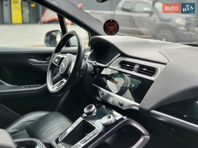 Серый Ягуар I-Pace, объемом двигателя 0 л и пробегом 288 тыс. км за 21999 $, фото 20 на Automoto.ua