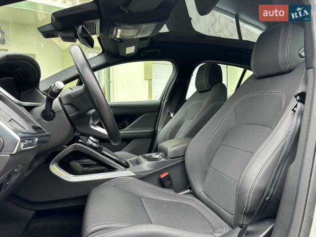 Серый Ягуар I-Pace, объемом двигателя 0 л и пробегом 115 тыс. км за 27000 $, фото 61 на Automoto.ua