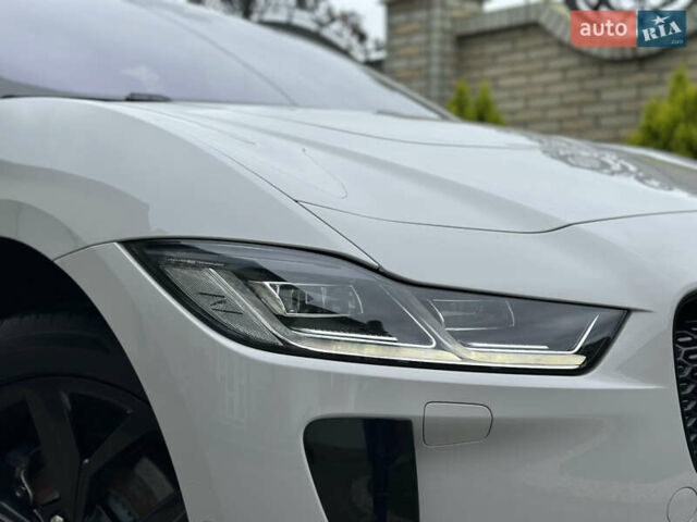 Серый Ягуар I-Pace, объемом двигателя 0 л и пробегом 115 тыс. км за 27000 $, фото 18 на Automoto.ua