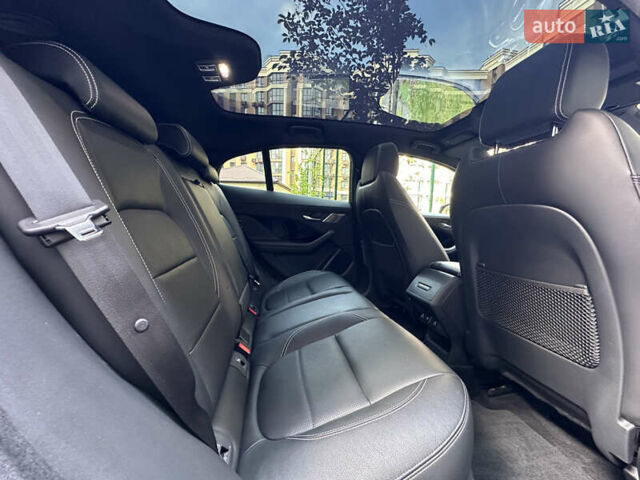 Серый Ягуар I-Pace, объемом двигателя 0 л и пробегом 82 тыс. км за 30900 $, фото 42 на Automoto.ua