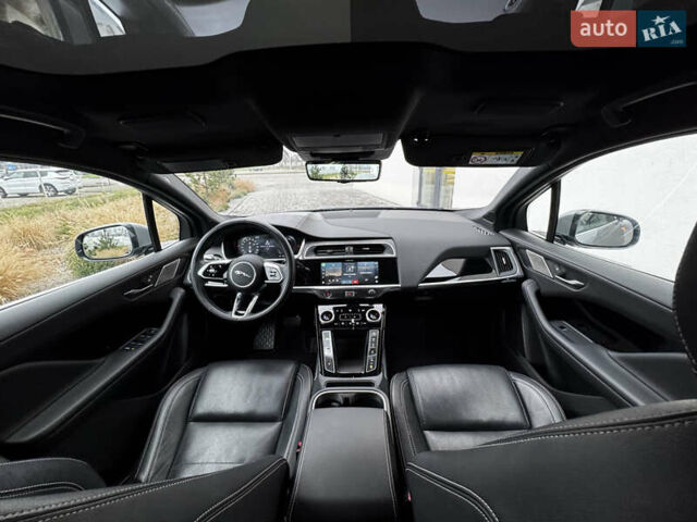Серый Ягуар I-Pace, объемом двигателя 0 л и пробегом 98 тыс. км за 29700 $, фото 47 на Automoto.ua